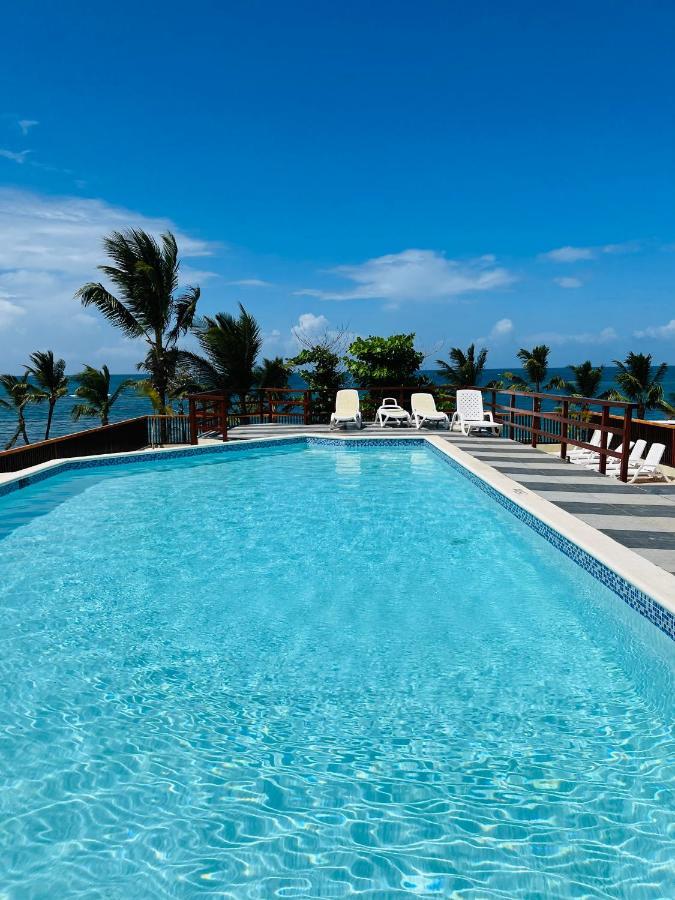 Lovely Beachfront 2 Bedrooms Condo With 2 Pools ラス・テレナス エクステリア 写真