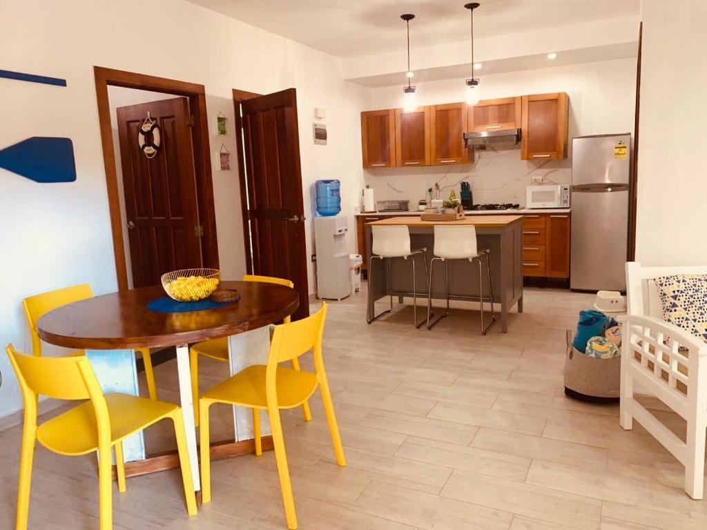 Lovely Beachfront 2 Bedrooms Condo With 2 Pools ラス・テレナス エクステリア 写真